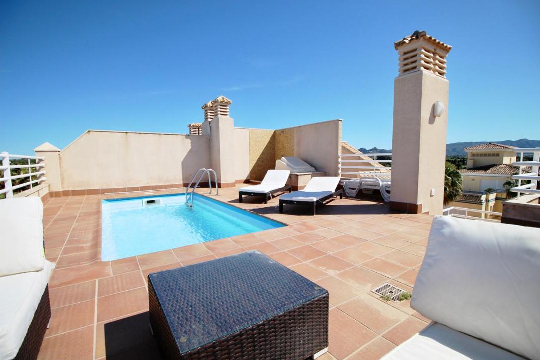 Atico Con Piscina Privada En Primera Linea Daire Denia Dış mekan fotoğraf