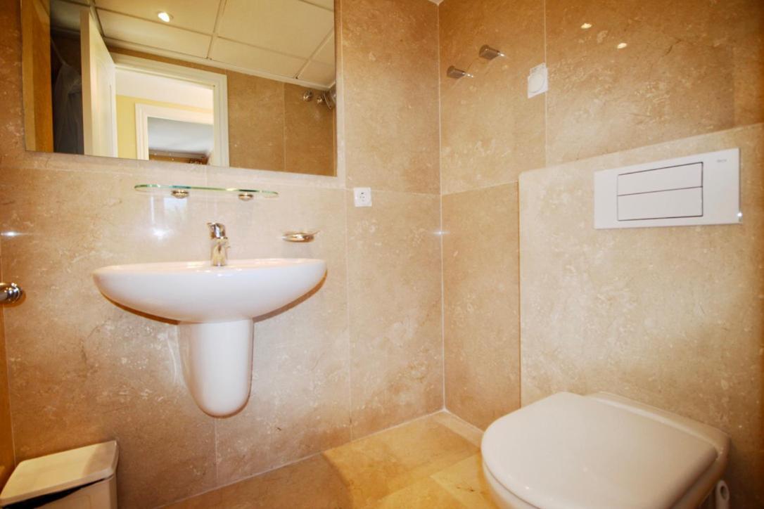 Atico Con Piscina Privada En Primera Linea Daire Denia Dış mekan fotoğraf