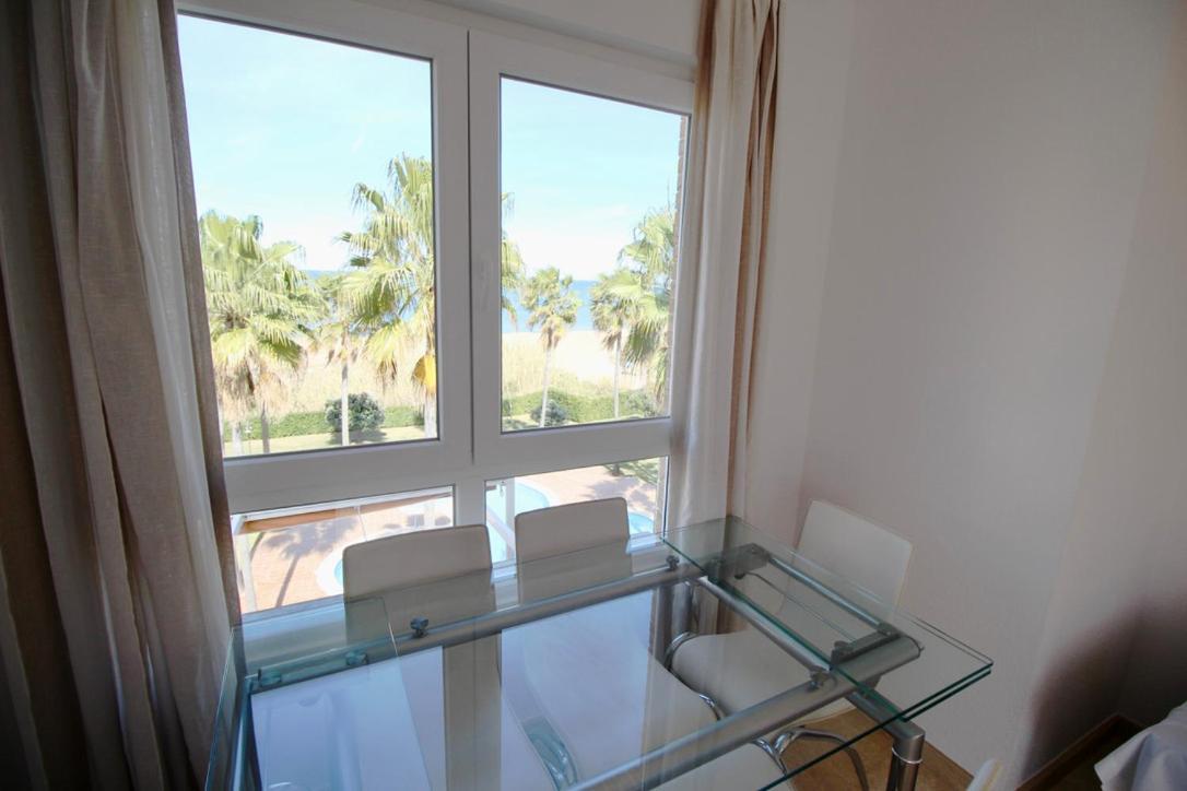 Atico Con Piscina Privada En Primera Linea Daire Denia Dış mekan fotoğraf